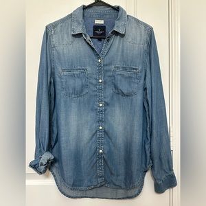 American Eagle Chambray Boyfriend Shirt
